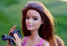 Búp bê Barbie đã giúp thay đổi thế giới như thế nào ?!
