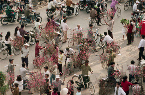 ngam-anh-ha-noi-nhung-nam-90-37.jpg (500×328)