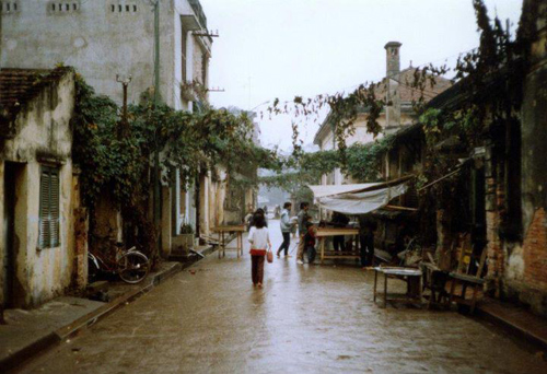 ngam-anh-ha-noi-nhung-nam-90-37.jpg (500×328)