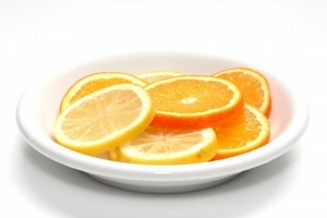 Chanh còn có thể giúp khử sạch dầu mỡ, rửa chén bát tốt hơn