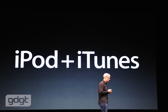 iPod và iTunes mới