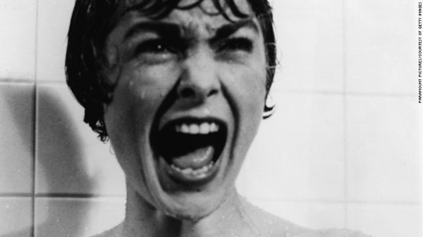 Tiếng hét của Janet Leigh trong cảnh tắm nổi tiếng của bộ phim "Psycho" thường được coi là đáng sợ nhất được đưa lên màn bạc. Bộ phim năm 1960 do Alfred Hitchcock đạo diễn. Ảnh CNN Tiếng hét của Janet Leigh trong cảnh tắm nổi tiếng của bộ phim "Psycho" thường được coi là đáng sợ nhất được đưa lên màn bạc. Bộ phim năm 1960 do Alfred Hitchcock đạo diễn. Ảnh CNN
