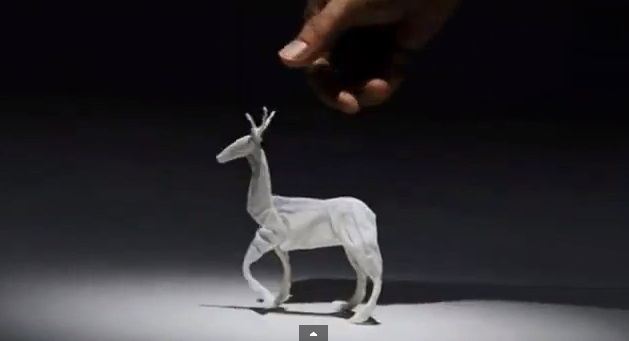 Nghệ thuật tạo hình từ giấy sống động, đỉnh cao