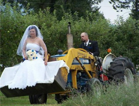 Những chiếc xe cưới độc đáo nhất quả đất