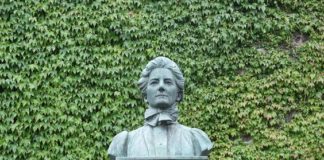 “Lòng yêu nước là không đủ. Tôi không có hận thù cay đắng với bất cứ ai”-Edith Cavell