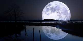 Những điều thú vị về mặt trăng Mặt Trăng