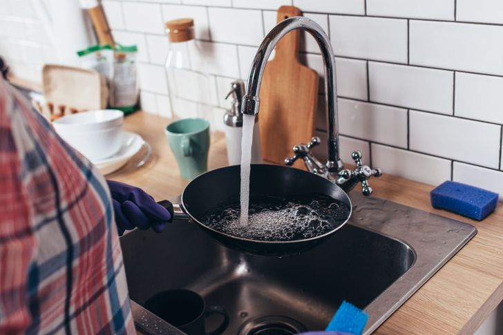 Một vòi cao trong nhà bếp