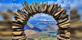 Lake District trở nên huyền bí bởi sự xuất hiện các tác phẩm nghệ thuật bằng đá tinh xảo