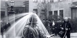 Bộ đồ độc đáo của người lính cứu hỏa những năm 1900 Bộ đồ cứu hoả đầu thế kỷ 20