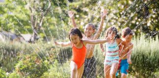 13 mẹo để sống sót qua những ngày hè nóng nực mà không cần điều hòa Ảnh: huffingtonpost.com