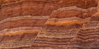 Cứ sau 27,5 triệu năm, trái tim Trái đất lại đập một cách thảm khốc