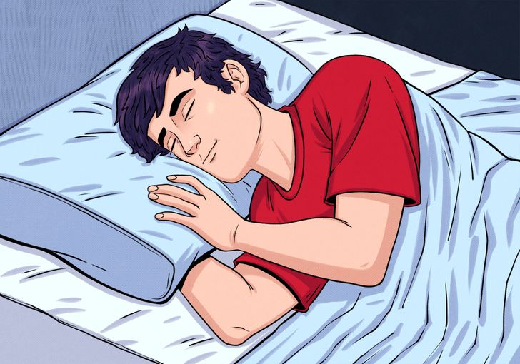 Nếu bạn ngủ trong tư thế của bào thai thì bạn là người ngoài lạnh trong nóng . Nếu bạn chỉ nằm nghiêng khi ngủ bạn là người hòa đồng và cả tin.
