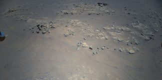 Những bức ảnh màu tuyệt vời từ trực thăng trên sao Hỏa của NASA