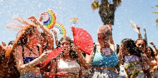 Israel cho thấy COVID-19 vẫn có thể bùng nổ khi cuộc sống trở lại ‘bình thường’ với tỷ lệ tiêm chủng 80%